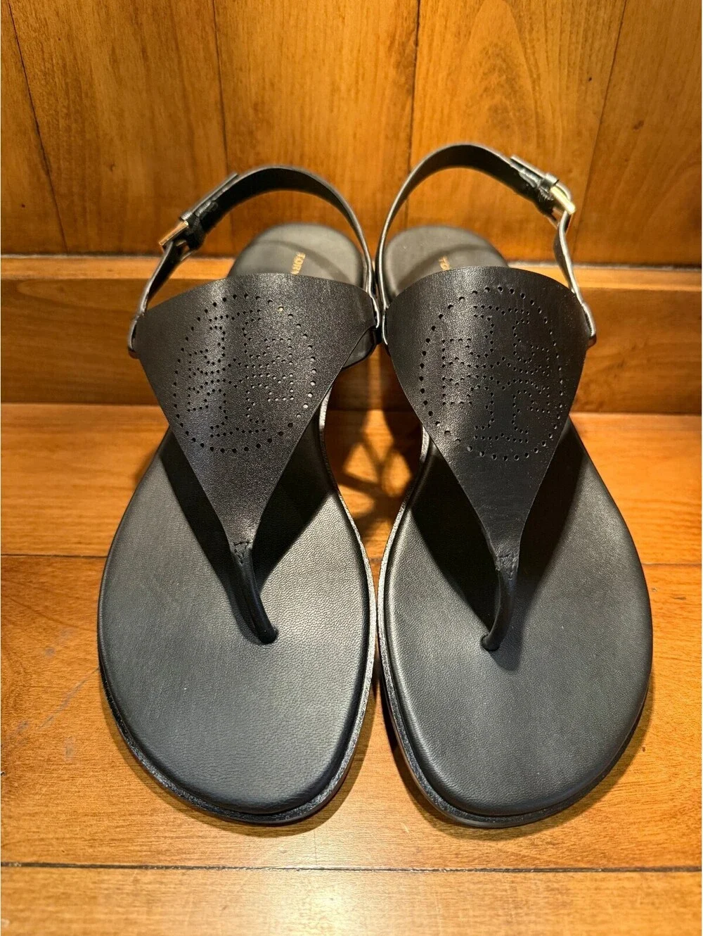 New Tory Burch Capri Perforated Logo Leather Slingback Sandals Women's Size 9